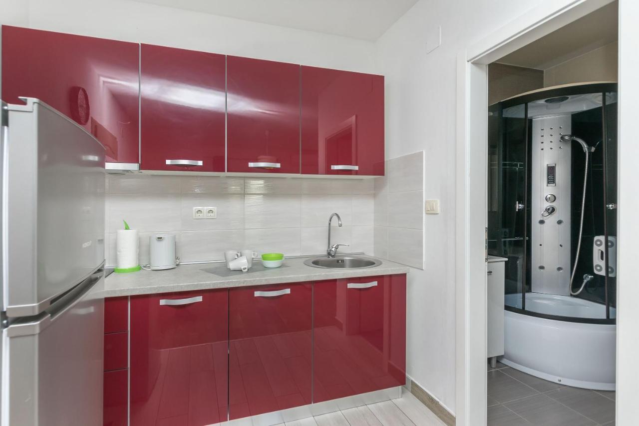 Apartments Lorenzo لوكفا روجوزنيكا المظهر الخارجي الصورة