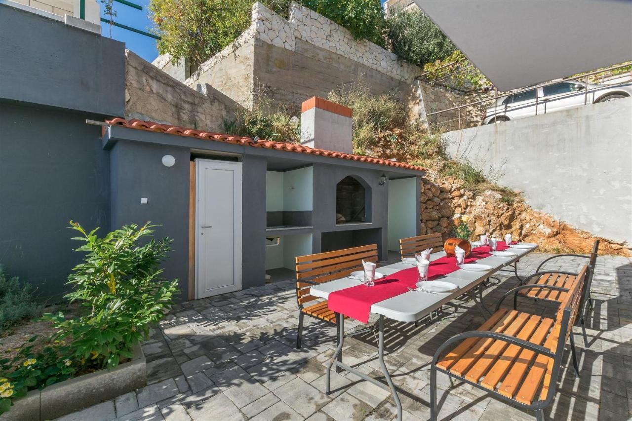 Apartments Lorenzo لوكفا روجوزنيكا المظهر الخارجي الصورة
