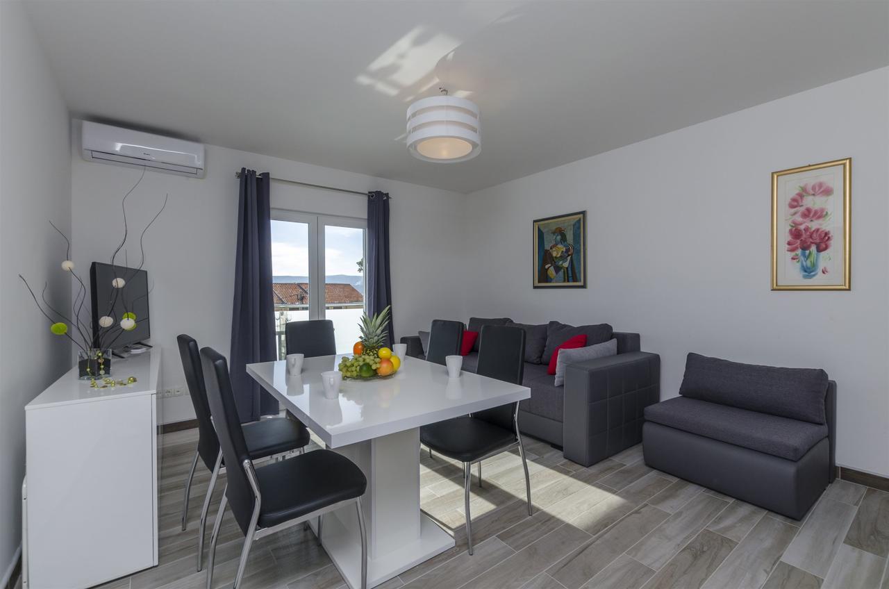 Apartments Lorenzo لوكفا روجوزنيكا المظهر الخارجي الصورة